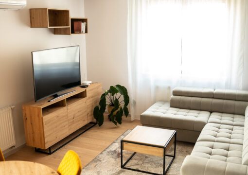 Apartament 23