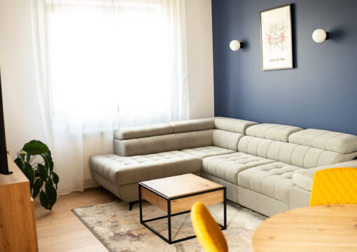 Apartament 23